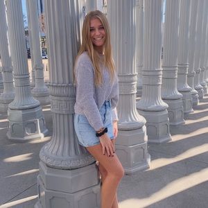 Meet your Posher, Kaitlyn